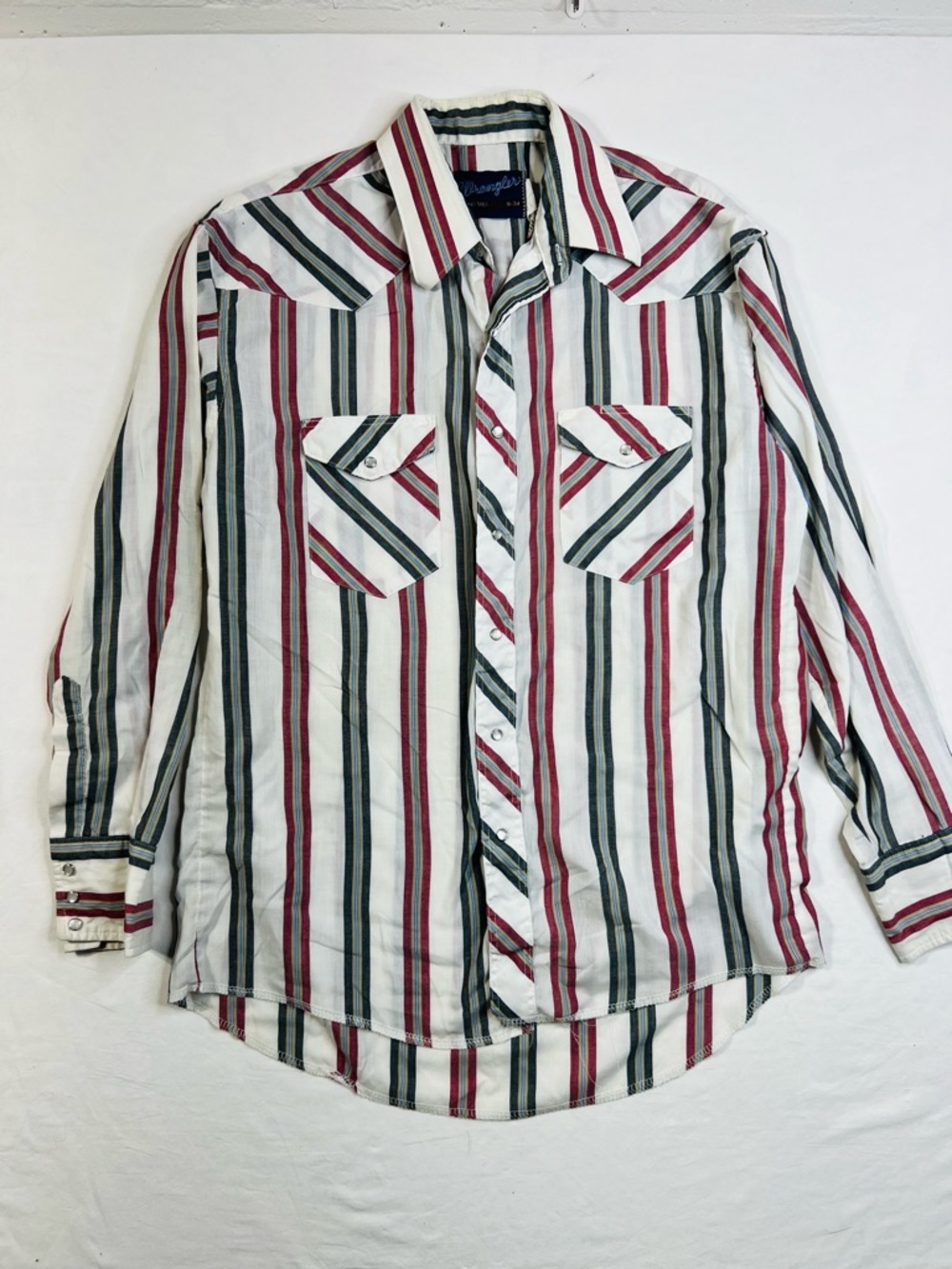 Vintage Wrangler Men’s Pearl Snap Western Button Up Shirt